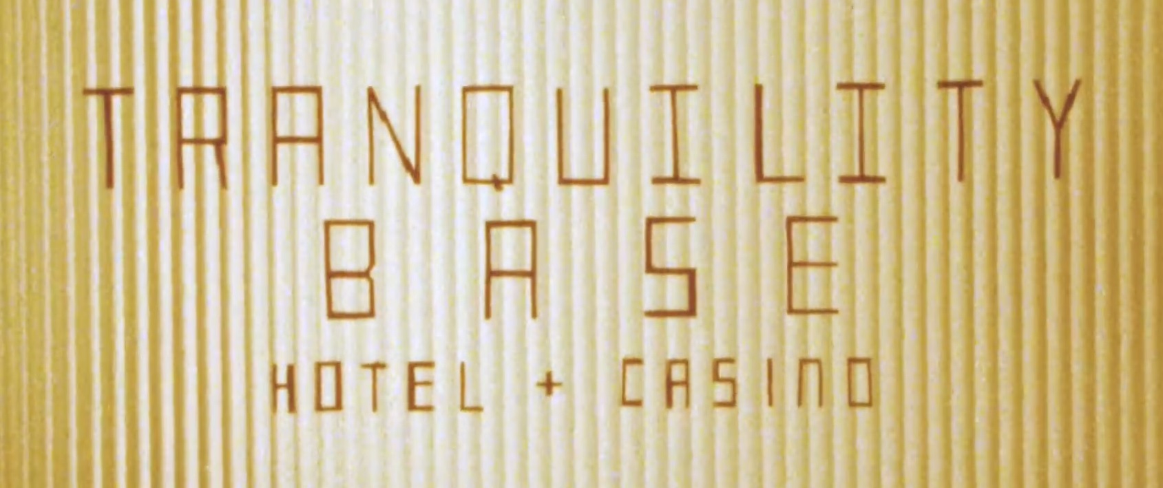 YENİ ALBÜM: TRANQUILITY BASE HOTEL & CASINO